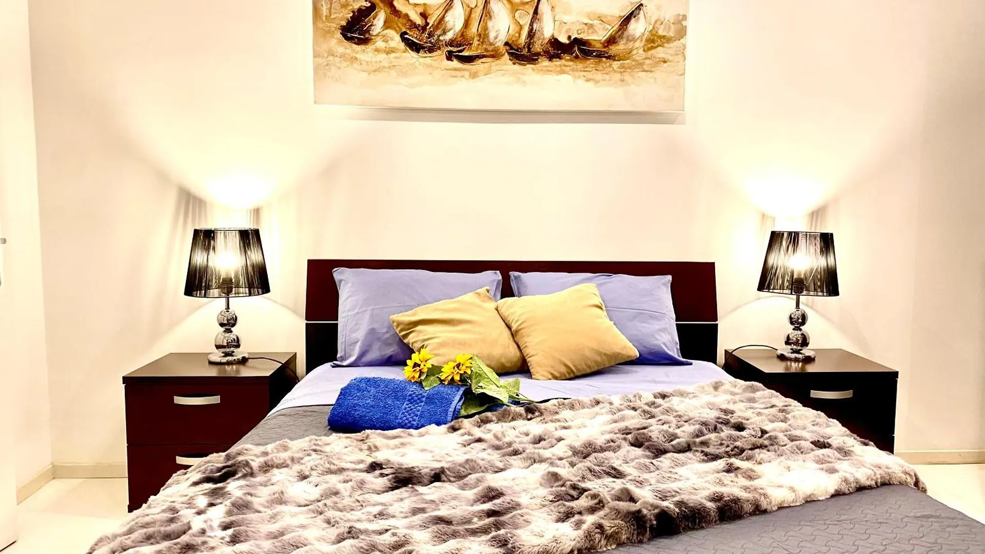 Seafront Harbour Haven - Steps To Ferry, Shops And Beaches Sliema Apartment