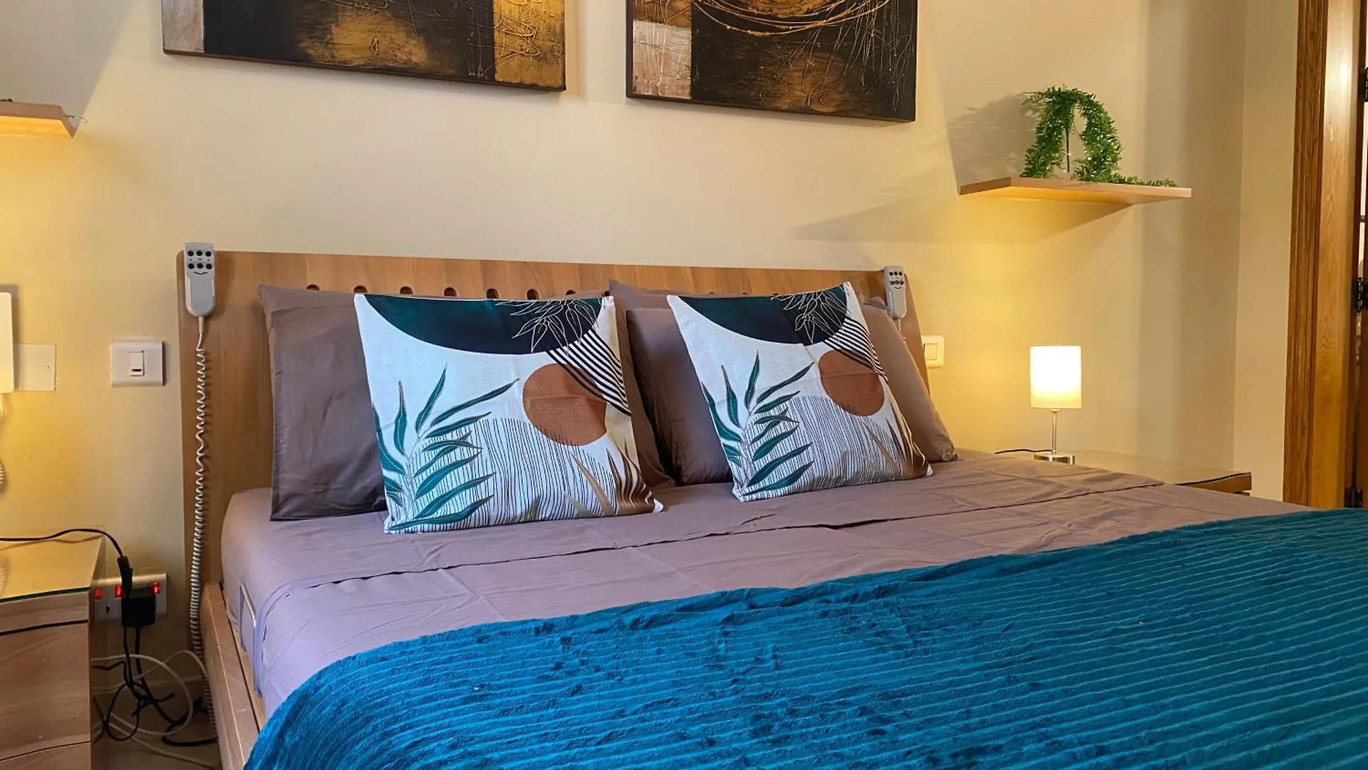 Seafront Harbour Haven - Steps To Ferry, Shops And Beaches Sliema